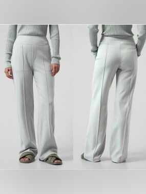 athleta sage green eastbound straight leg pants size 4